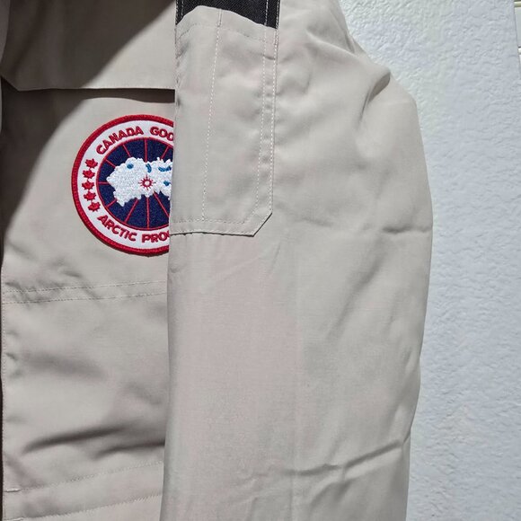 Luxury Brand Goose Parka - Picture 13 of 15